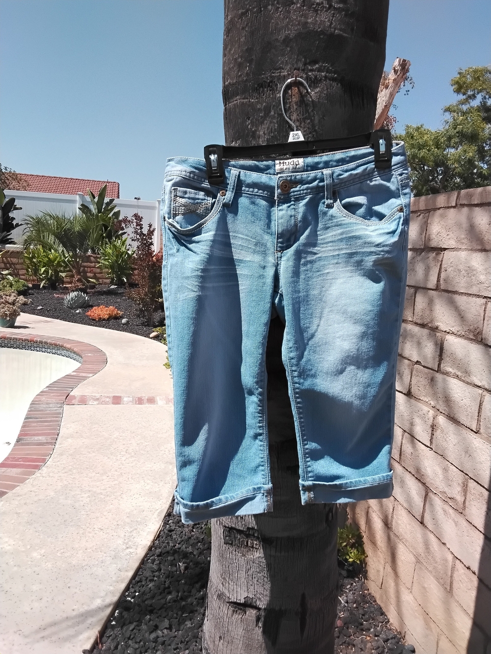 Light Wash Mudd Capris Shorts Size 9 Vintage